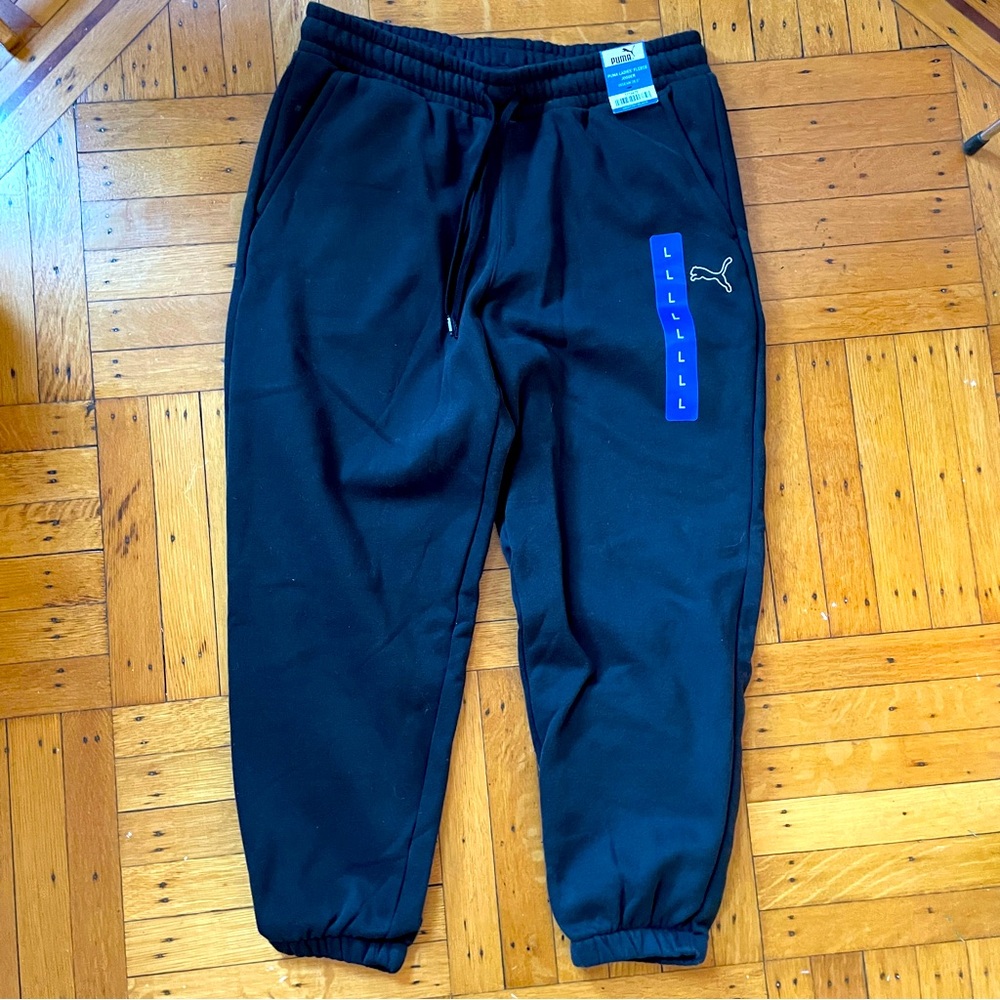 Puma Black Ladies’ Fleece Joggers SZ Large